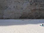 Plage de Navagio (Baie du Naufrage) - Île de Zakynthos Photo 18