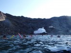 Promenade en bateau sur la caldera - île de Santorin Photo 31