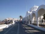 Un voyage à la découverte de la beauté de la capitale de Fira - île de Santorin Photo 6